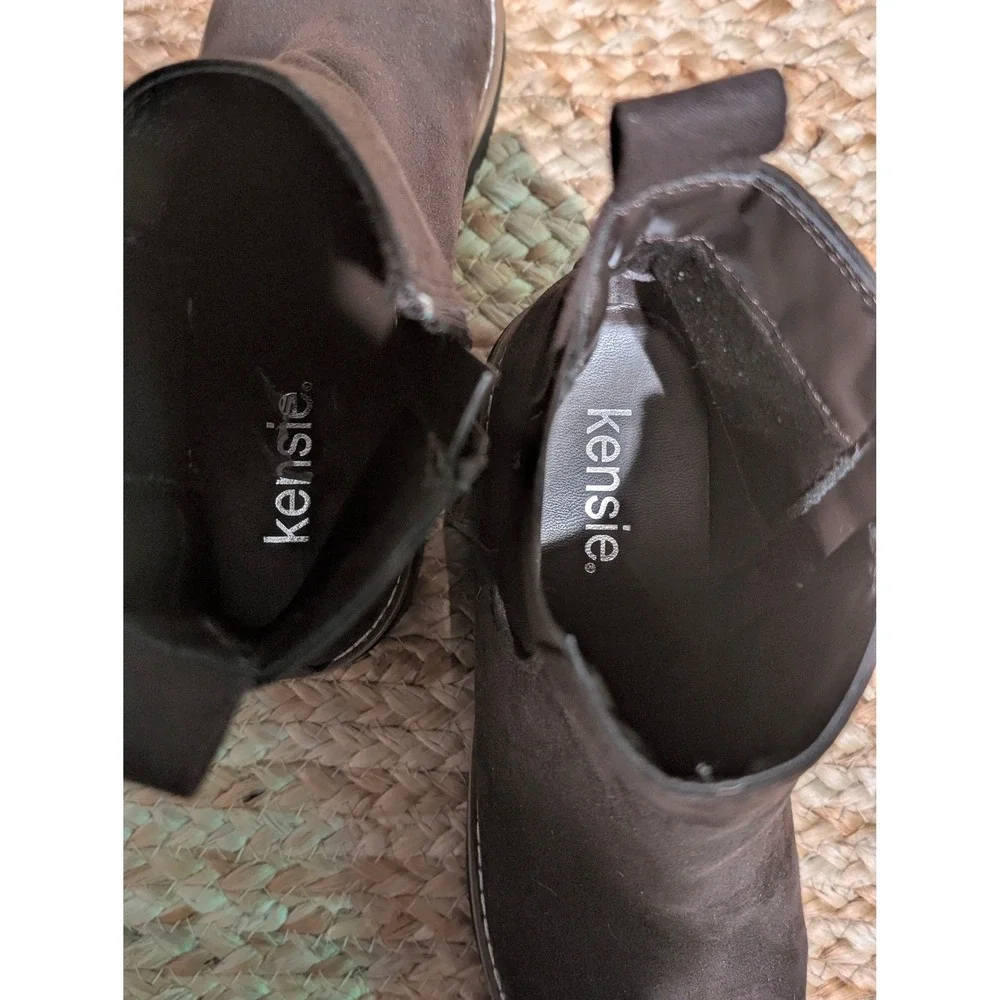 Kensie Kayla B Dark Brown Faux Suede Lug Sole Ankle Boots Women's 6M